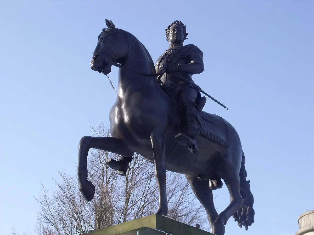 Horse Statue, image 2